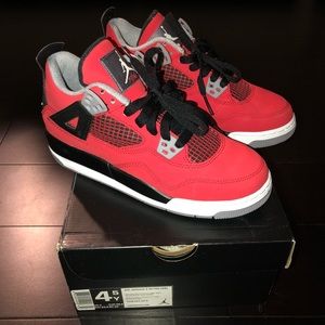 Air Jordan Retro 4-SOLD on GOAT